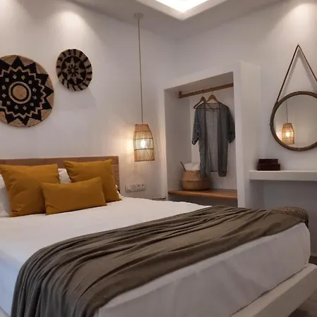 Konstantza's Superior * Naxos City